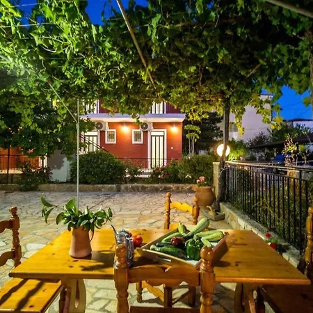 Apartament Christina Laganas